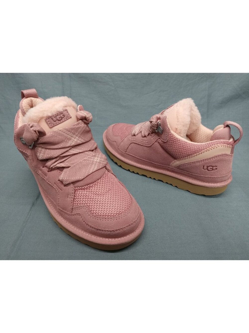 UGG Australia Girls K LOWMEL Lace-Up Pink Size 5 NEW NO BOX!